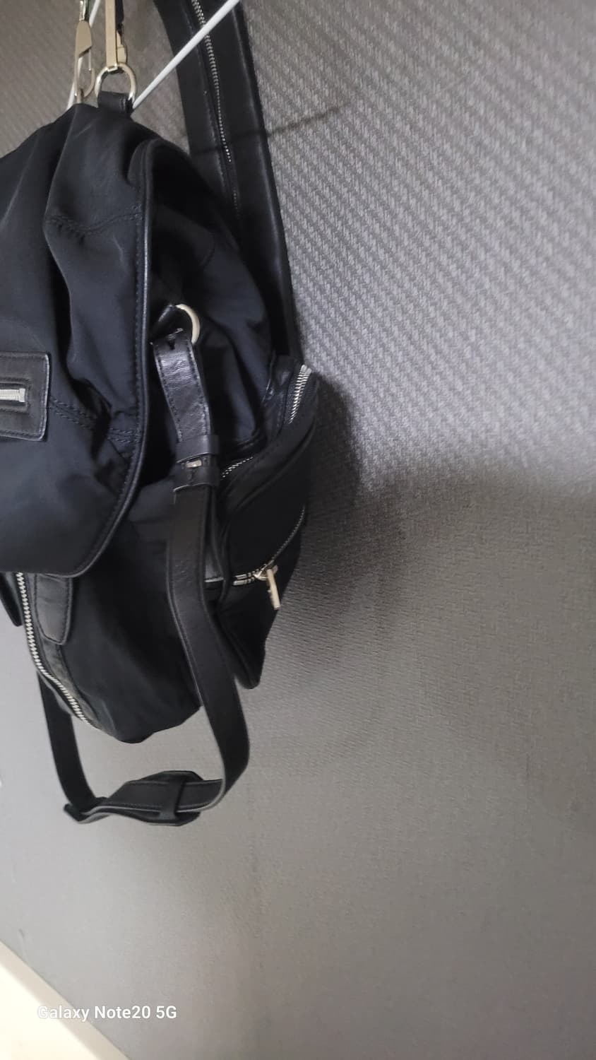 알렉산더왕 레더 백팩 상품이미지5