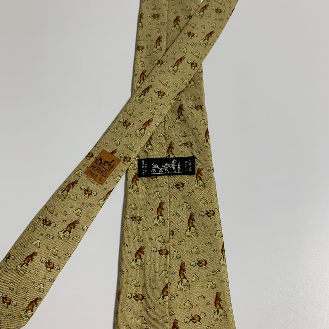 에르메스(HERMES) 프랑스 명품 100실크 혼주 정장넥타이 A+등급 상품이미지5