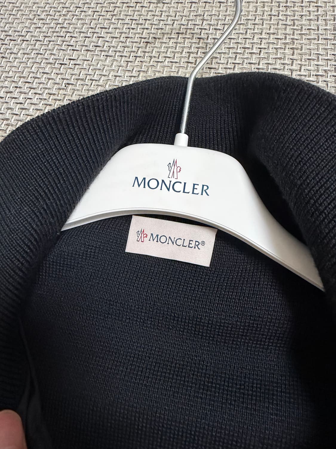 24fw 국문택 몽클레어 김현우 니트패딩 블랙 M사이즈  상품이미지3