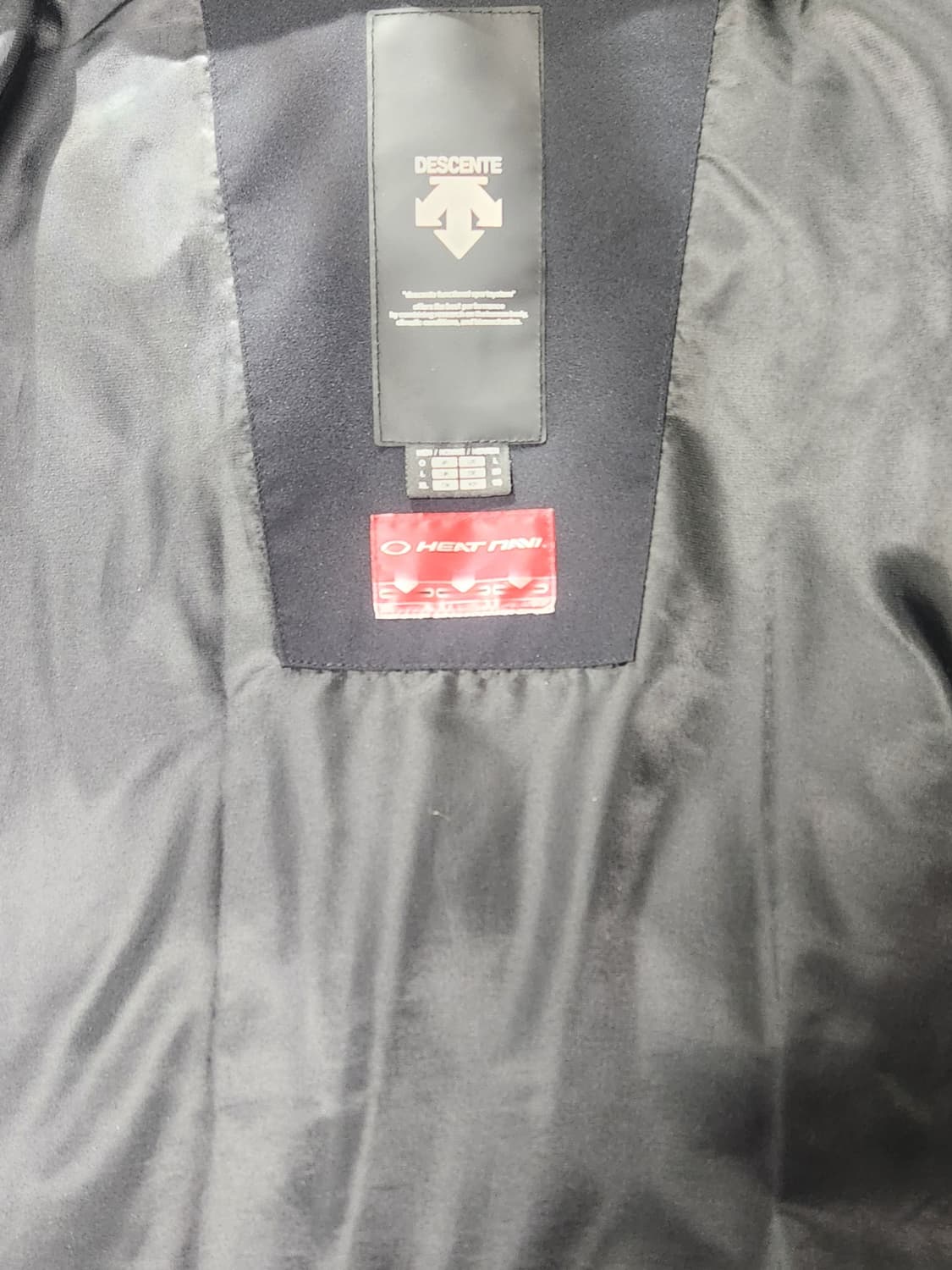 데상트 아우디 덕다운패딩 105 상품이미지4