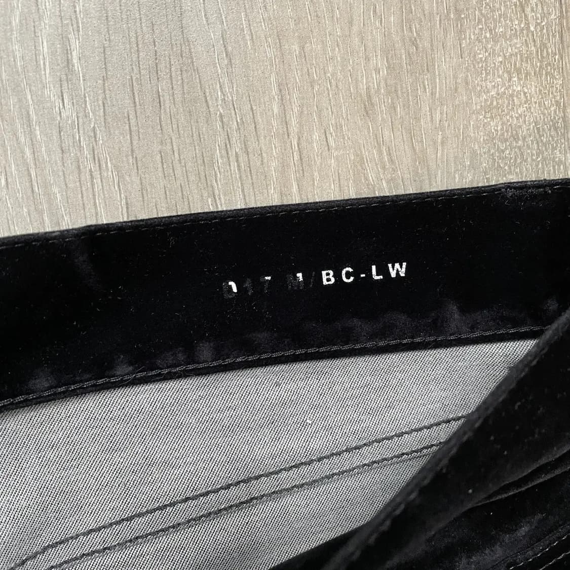 Saint Laurent D17 Velvet Pants 상품이미지6