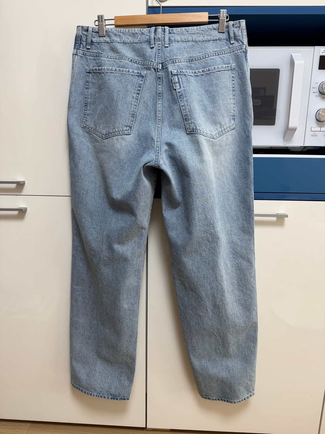 [착용하지 않은 새상품]포터리 원 워시드 와이드 데님 4사이즈 라이트블루 상품이미지3