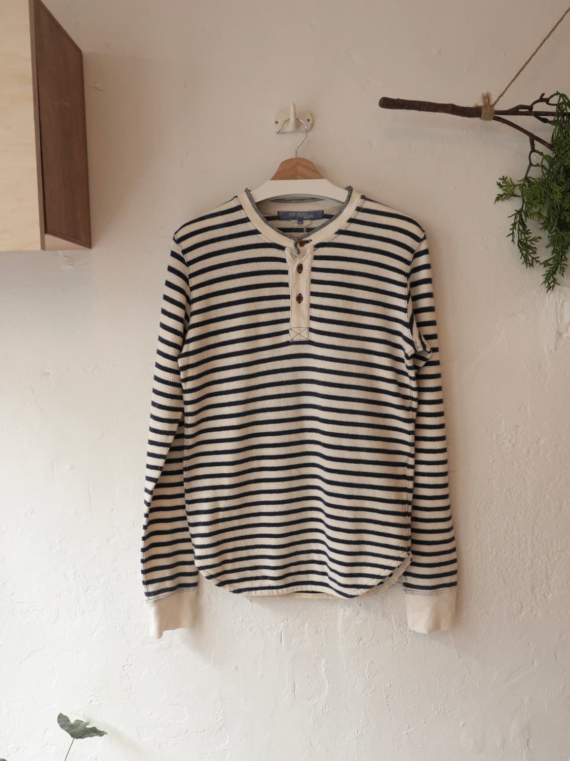 준야 와타나베 스트라이프 헨리넥 롱슬리브 상품이미지1