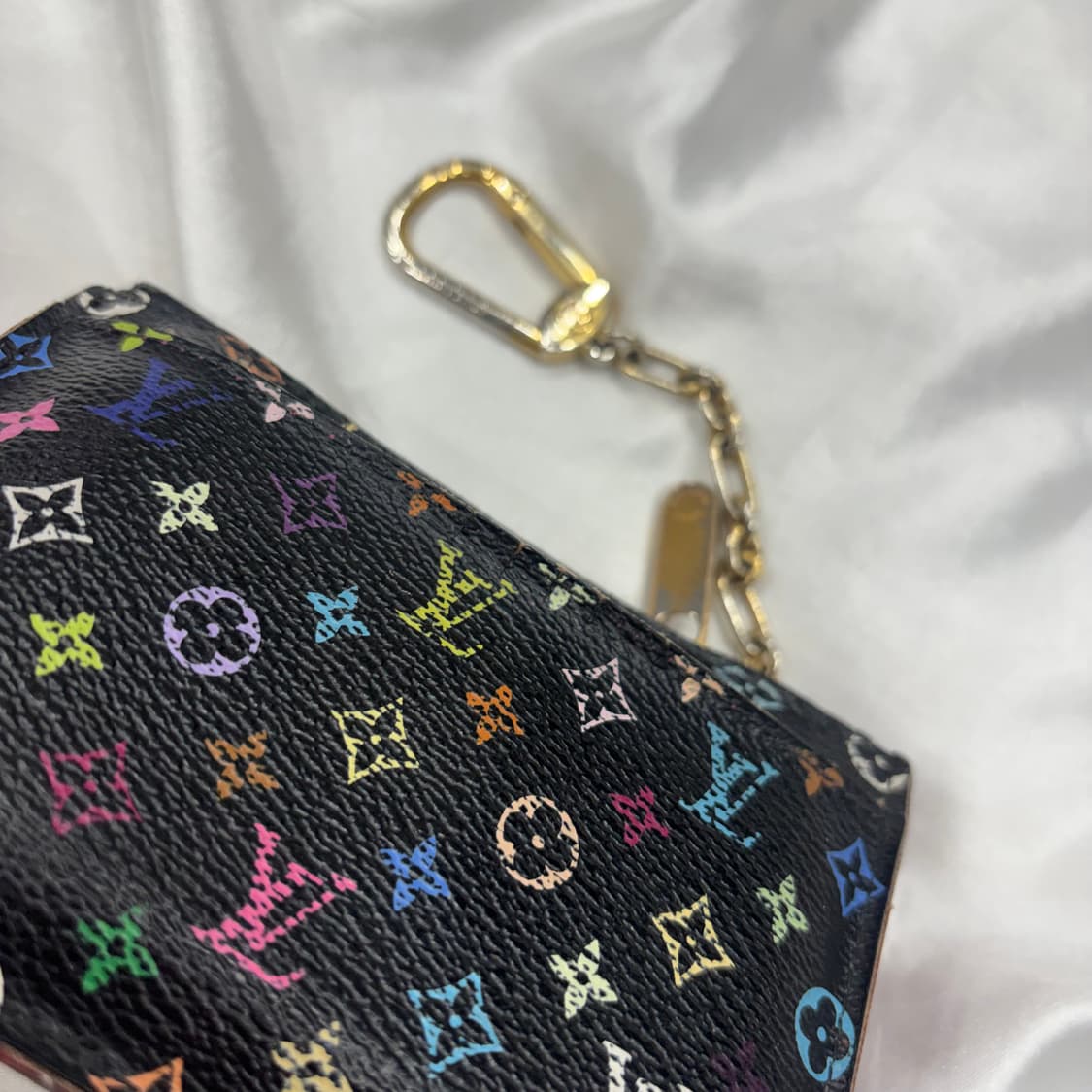 루이비통 무라카미 멀티컬러 블랙 키체인 지갑 상품이미지5