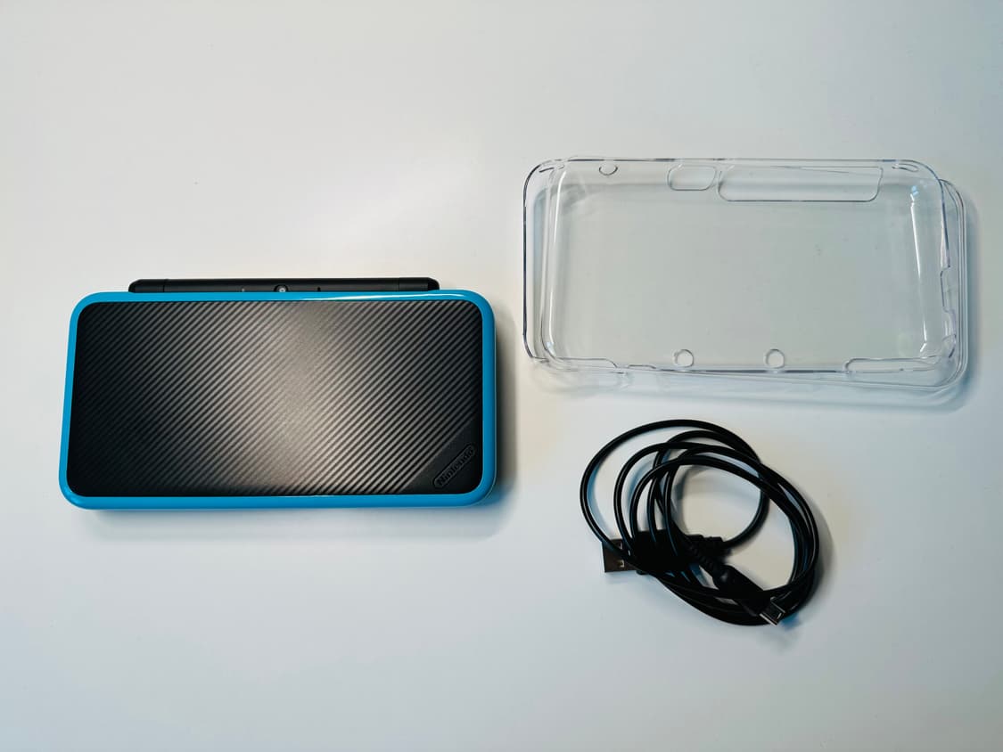 닌텐도 NEW 2DS XL 식빵 블루 한글 정발판 + 32GB 완료 판매 상품이미지2