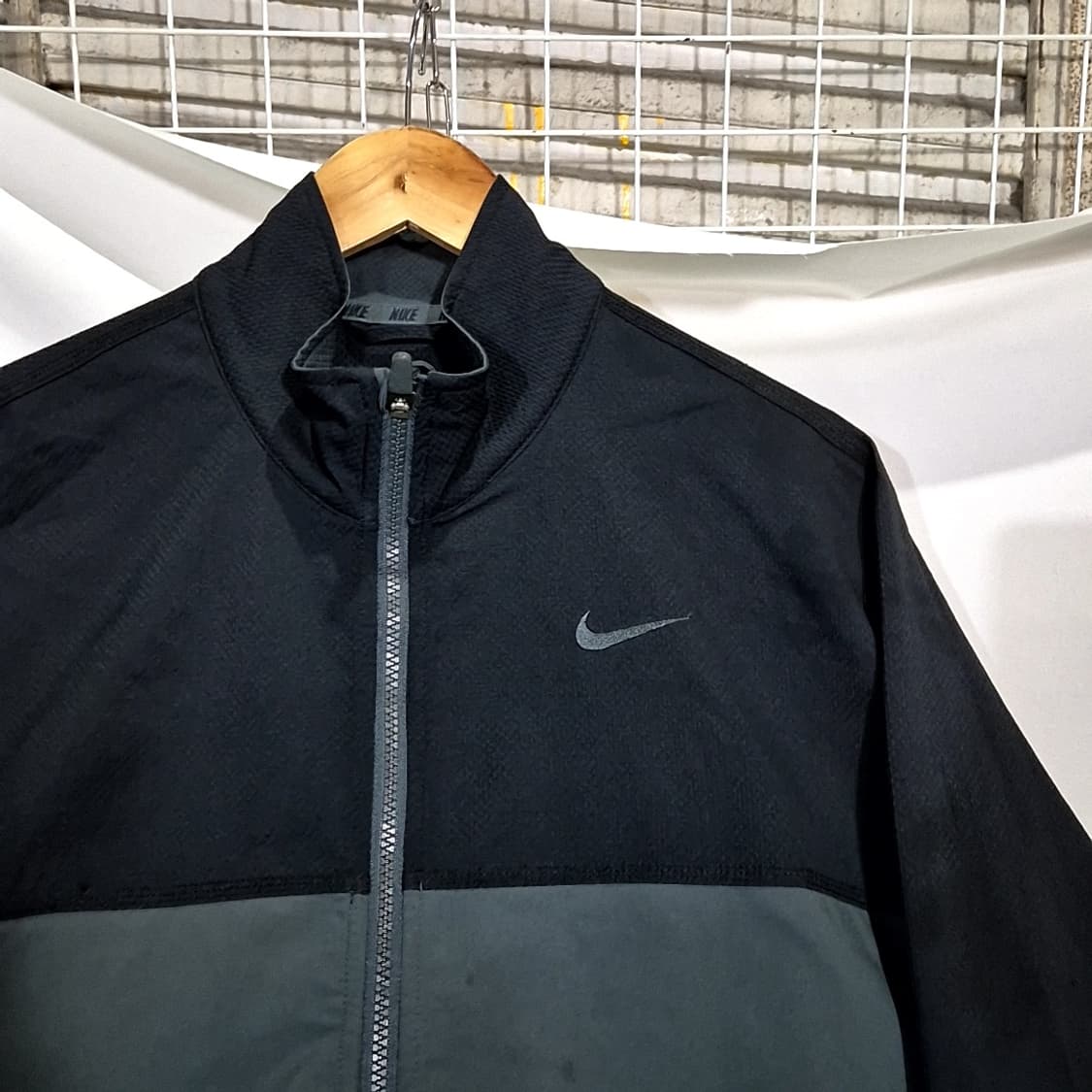 나이키 투톤 솔로스우시 우븐 자켓 상품이미지2