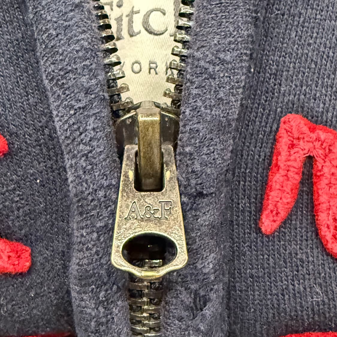 아베크롬비 네이비 레드 후드집업 상품이미지7