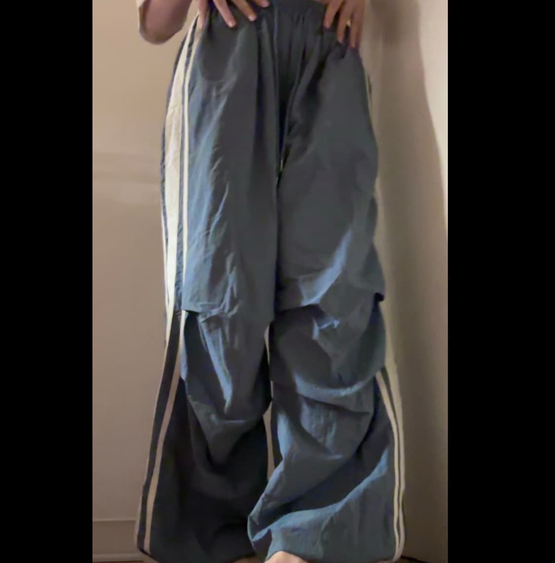 벌룬핏 나일론 트랙팬츠 윈드브레이커 상품이미지1