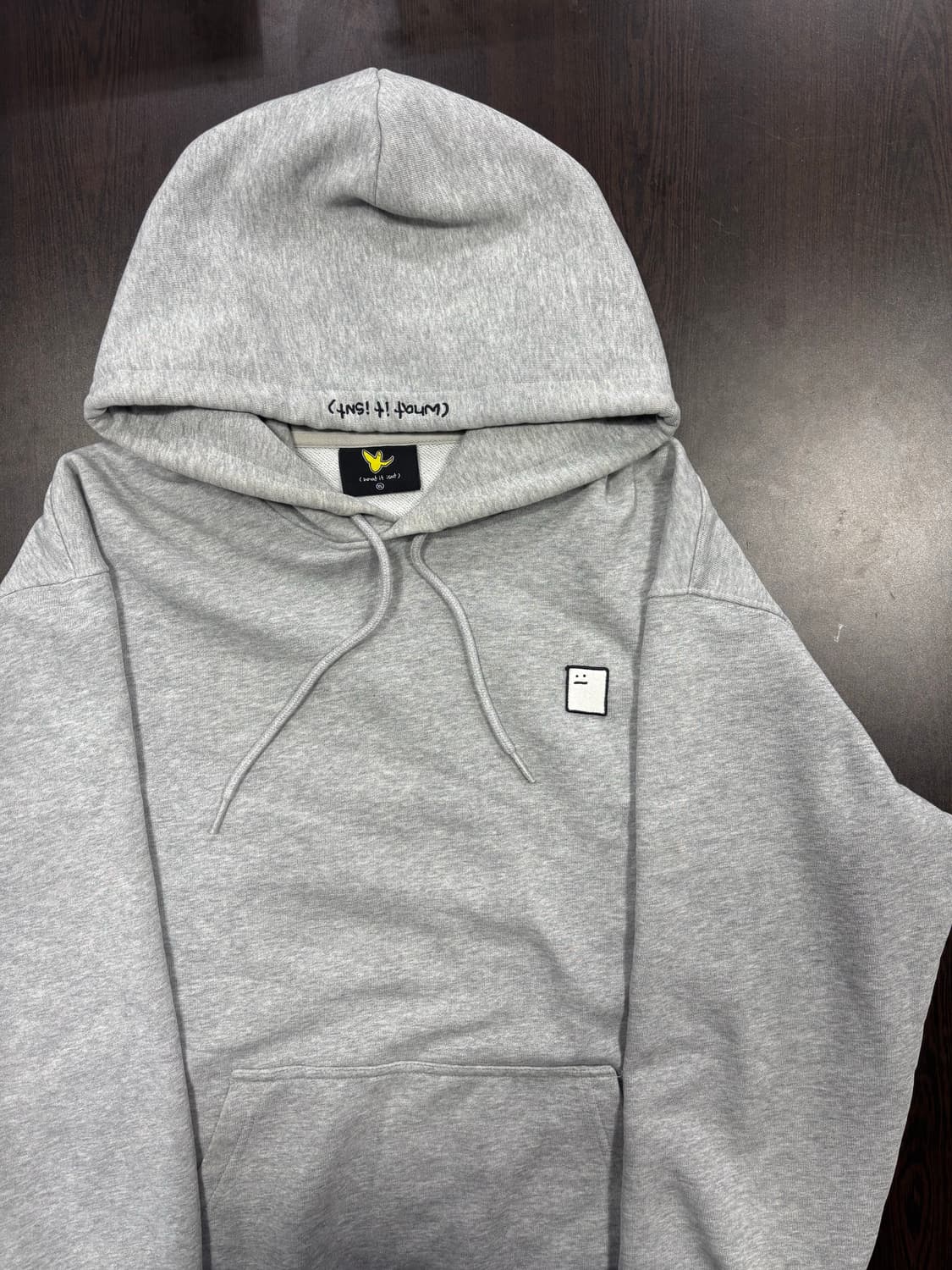 What it isnt 아트웍 후드티 그레이 상품이미지2