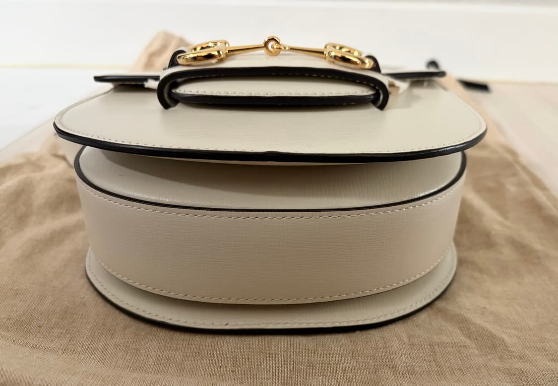 구찌 1955 홀스빗 라운드 미니 숄더백 판매합니다. 상품이미지6