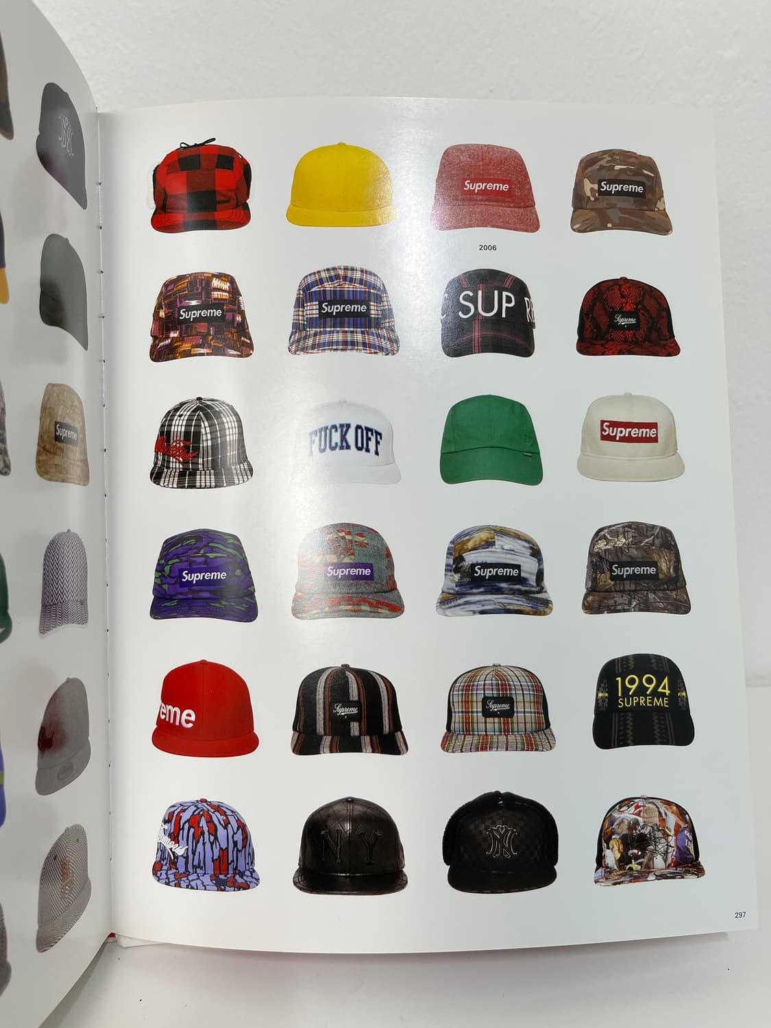 슈프림 제임스 제비아 리졸리 매거진 상품이미지8