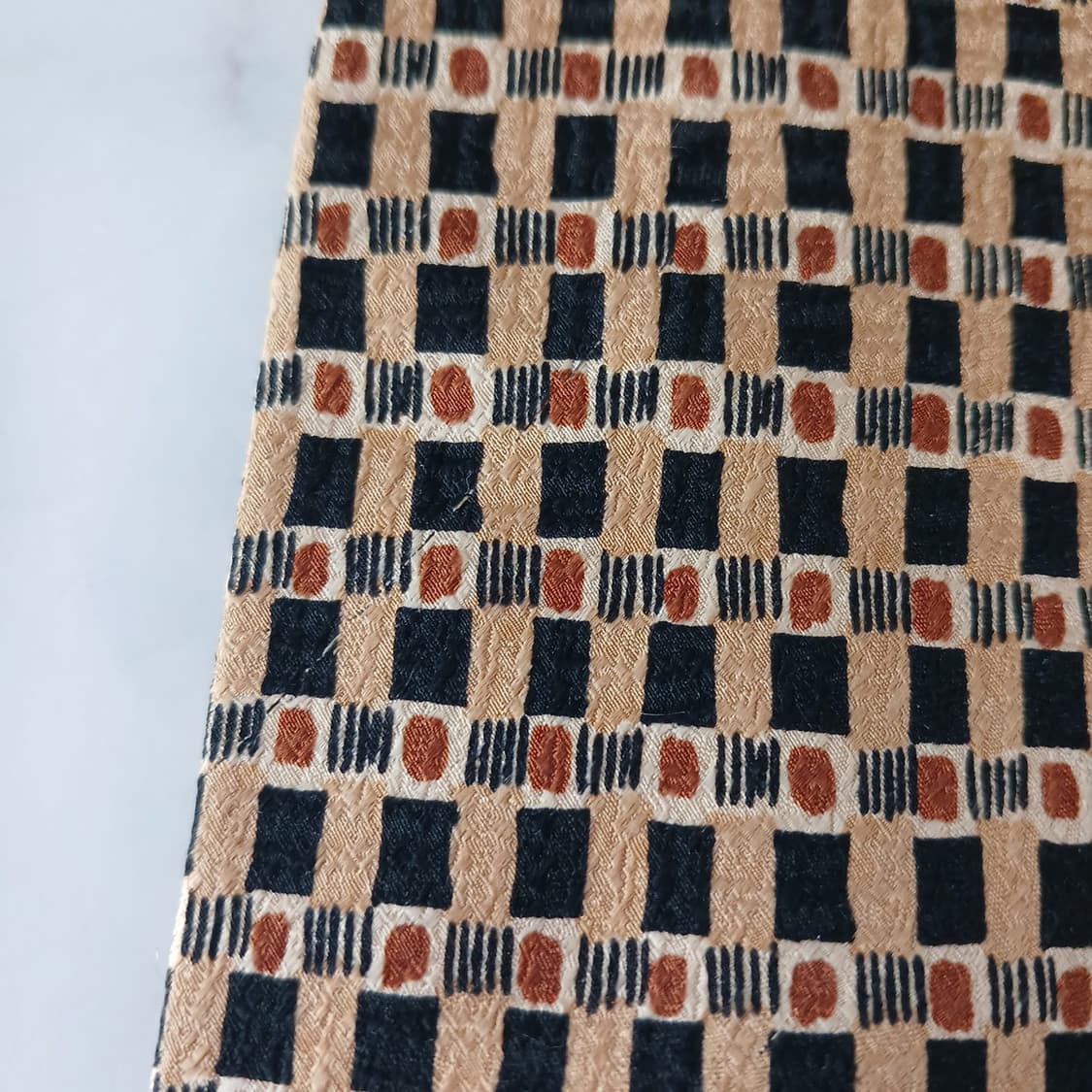 지방시 실크 브라운 패턴 넥타이 9.9cm A등급 A19272
 상품이미지8