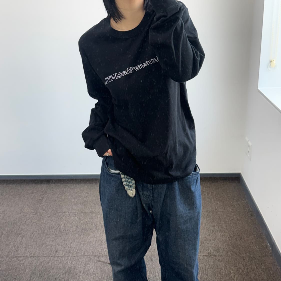 Thisisneverthat 디스이즈네버댓 스펠아웃 로고 블랙 롱슬리브 상품이미지2