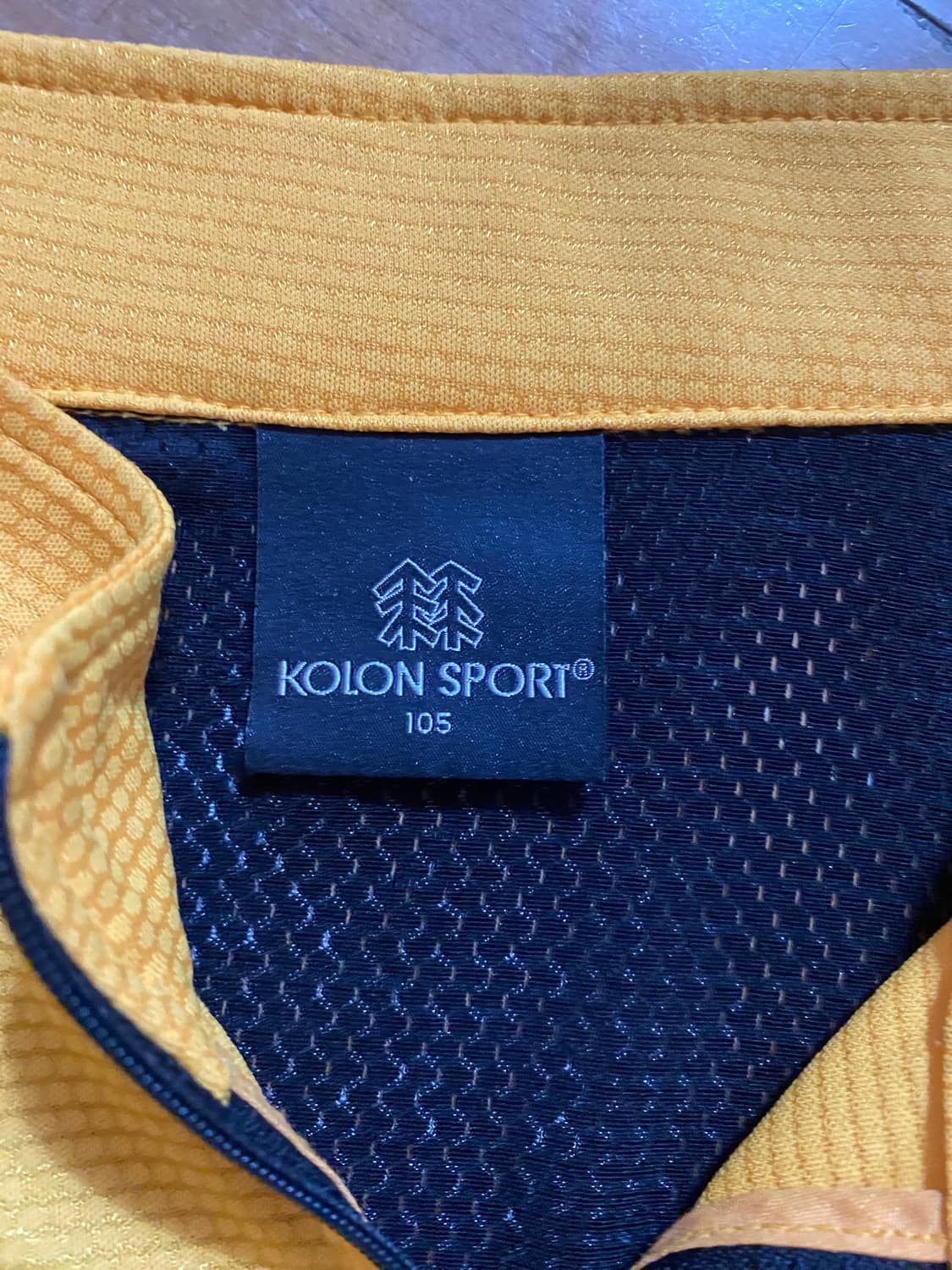 코오롱스포츠 옐로우/블랙 집업 티셔츠 105 상품이미지2