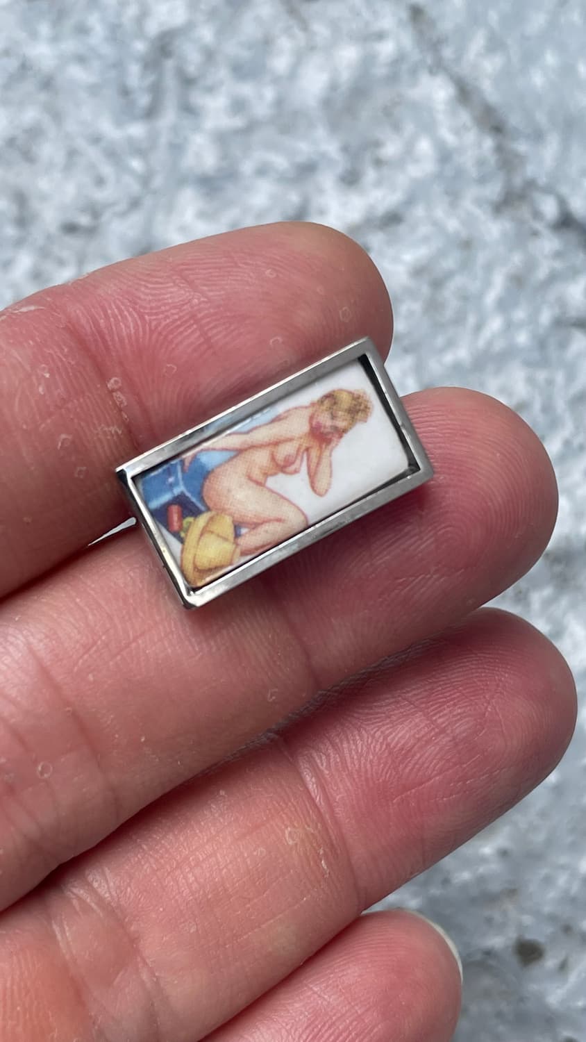 [PAUL SMITH] Pin-up Girl Art Cufflinks 상품이미지1