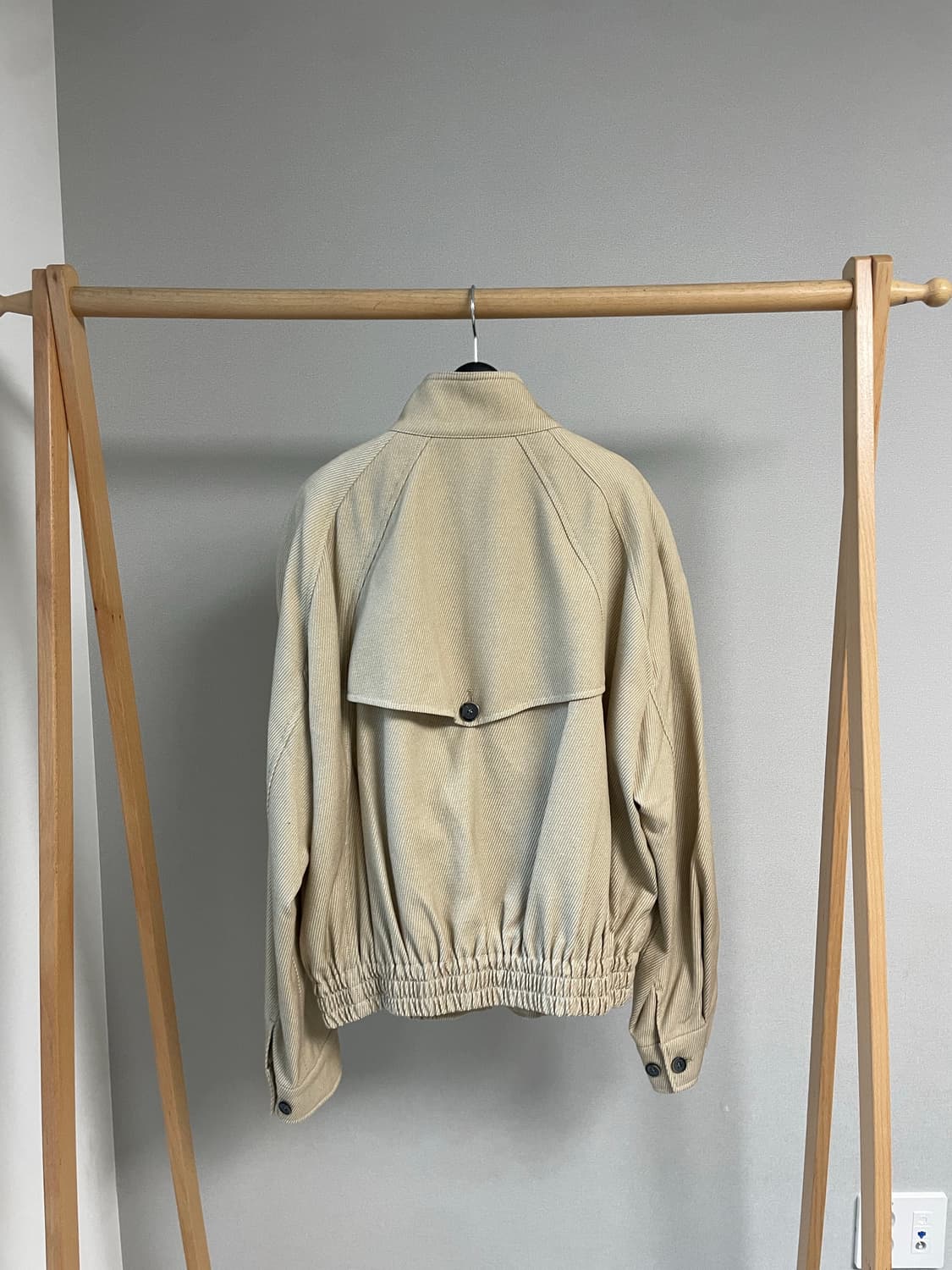 엘무드 슬래시 울 코튼 해링턴 자켓 베이지 상품이미지4