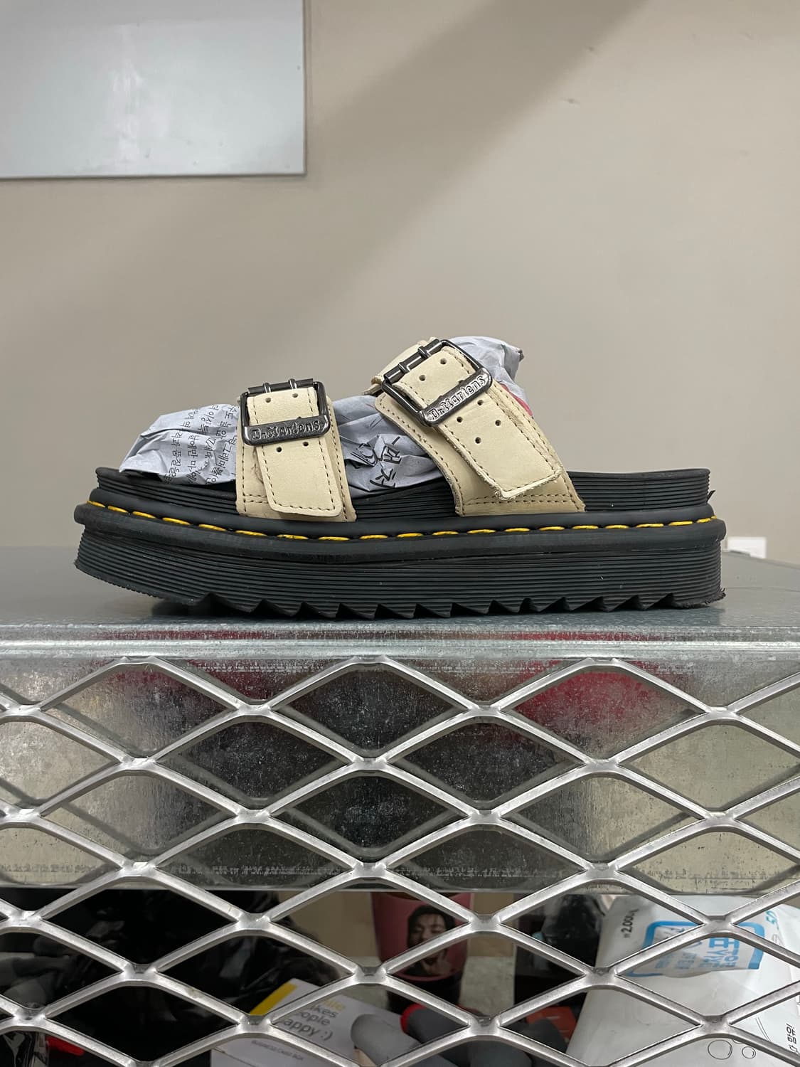 닥터마틴 마일즈 샌들 아이보리 uk6 상품이미지1