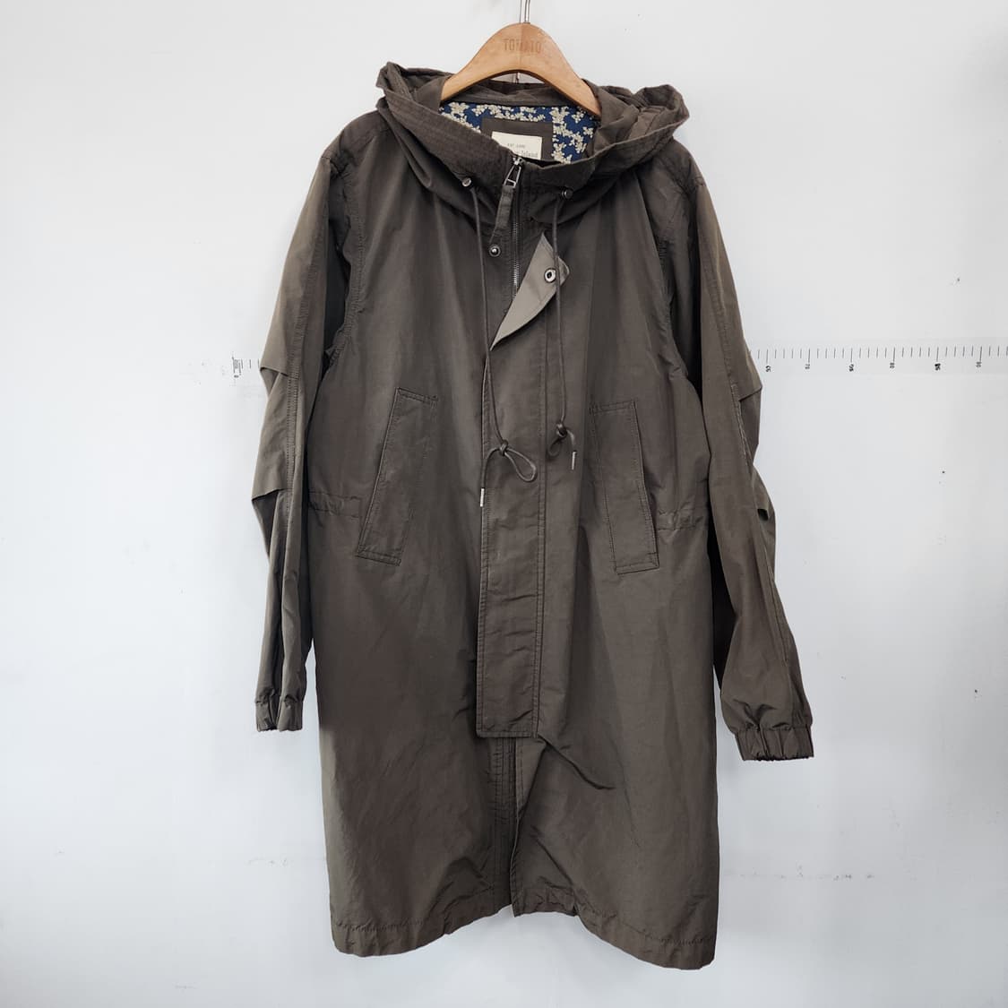 써스데이 아일랜드 브라운 야상 후드 롱 코트 상품이미지1