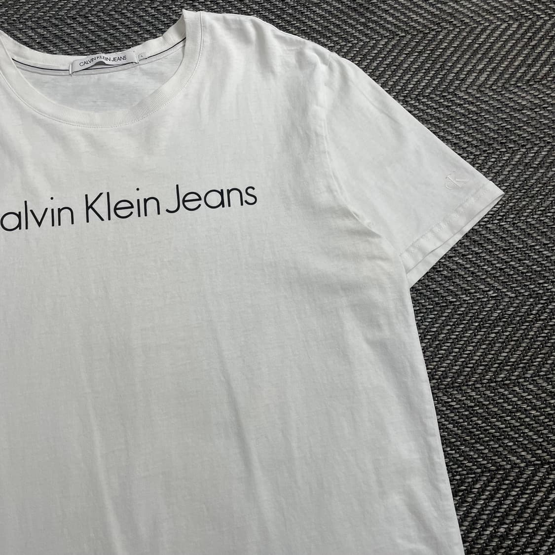 캘빈클라인 스펠아웃 화이트 반팔 티셔츠y 4437 상품이미지3
