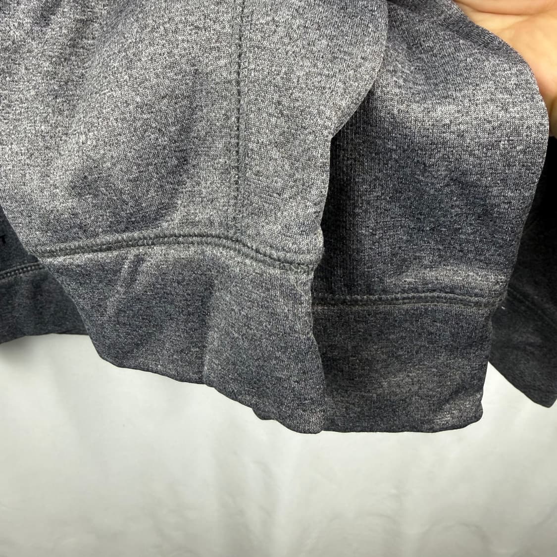 (M) 나이키 써마핏 트레이닝 기모 후드 티 차콜 상품이미지4