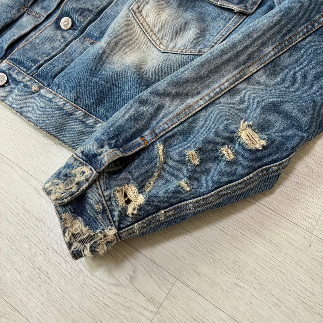 [48] 마르지엘라 디스트로이드 데님 트러커 상품이미지2