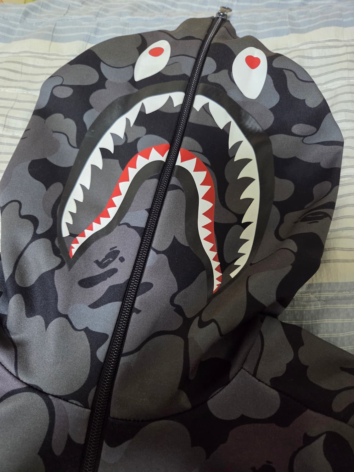 베이프×아디다스 콜라보 성조기샤크후드집업 새상품급 상품이미지4