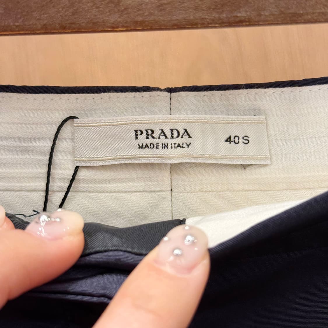 프라다 센터프레스 크롭 슬랙스 슬림 스트레이트 핏 클래식 네이비 상품이미지6