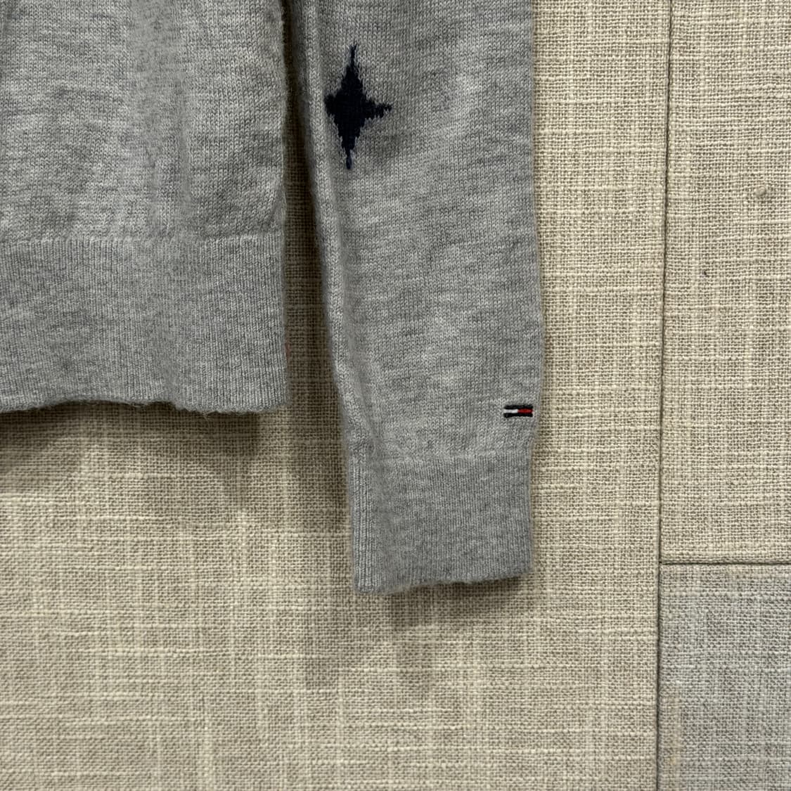 타미힐피거 별 패턴 울 니트 M 그레이 (w) 상품이미지4