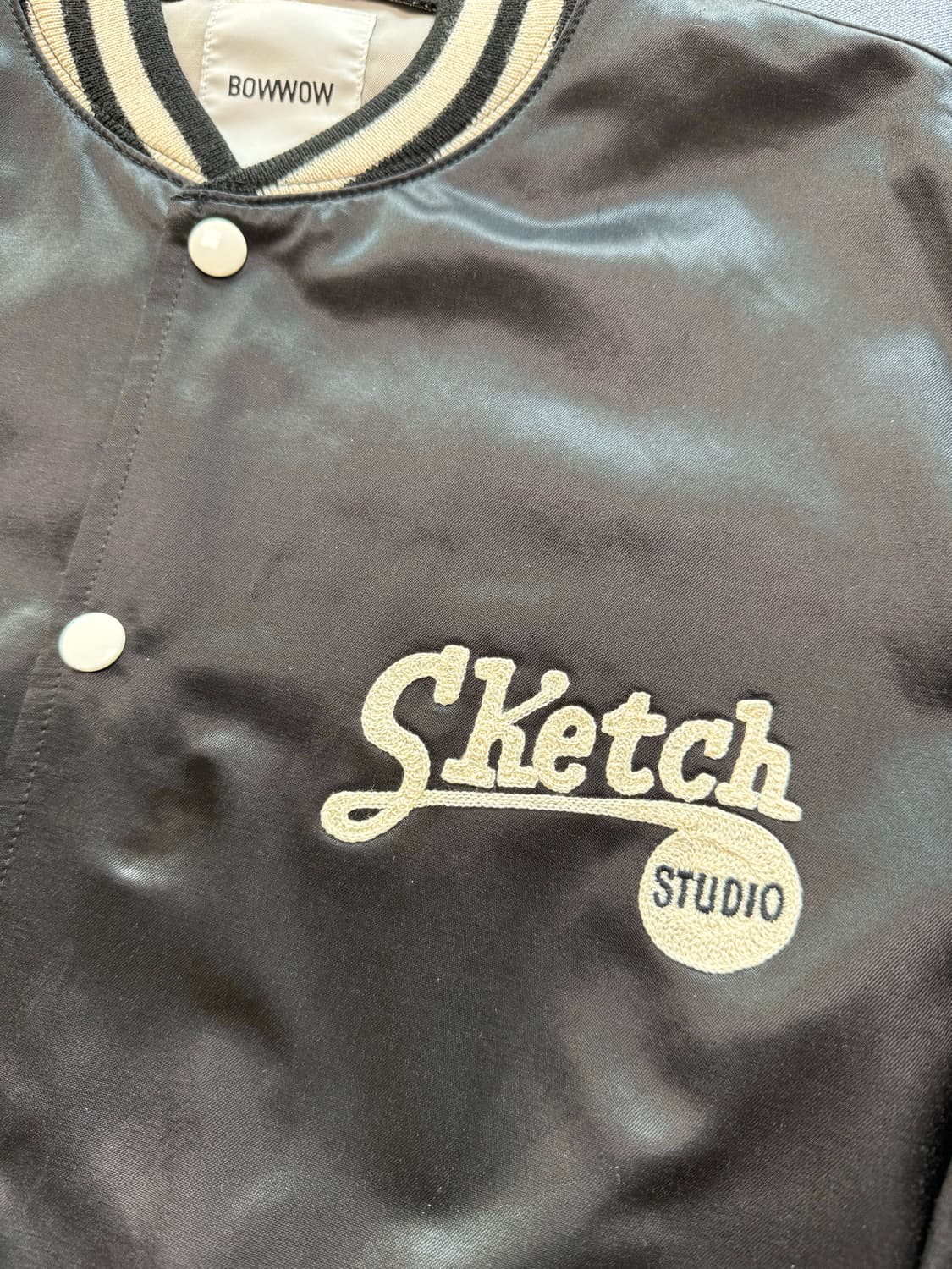 (XL) 바우와우 x 스케치 사틴 바시티 자켓 상품이미지2