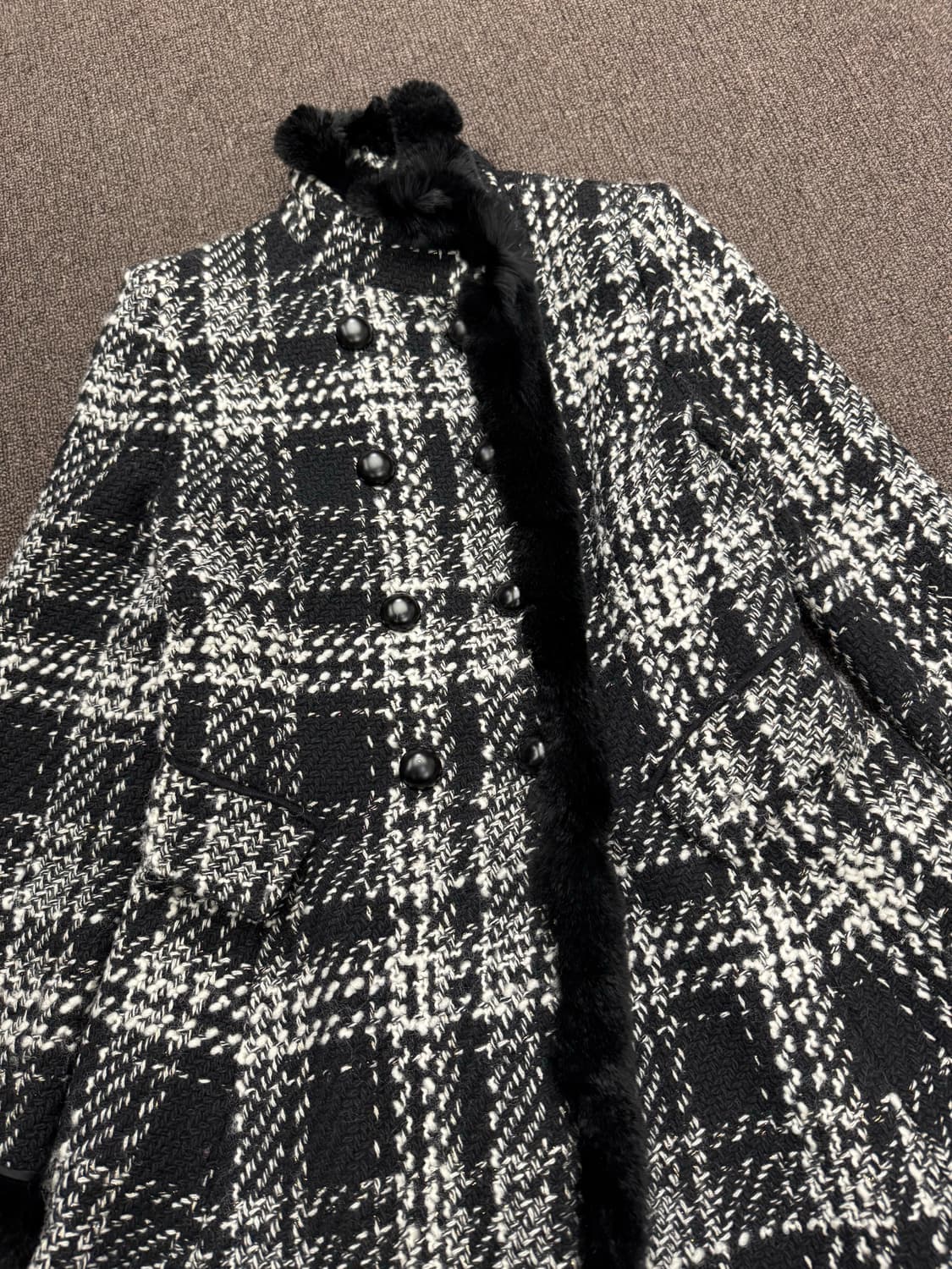 55)에고이스트 빈티지 체크패턴 트위드 퍼 코트 상품이미지2