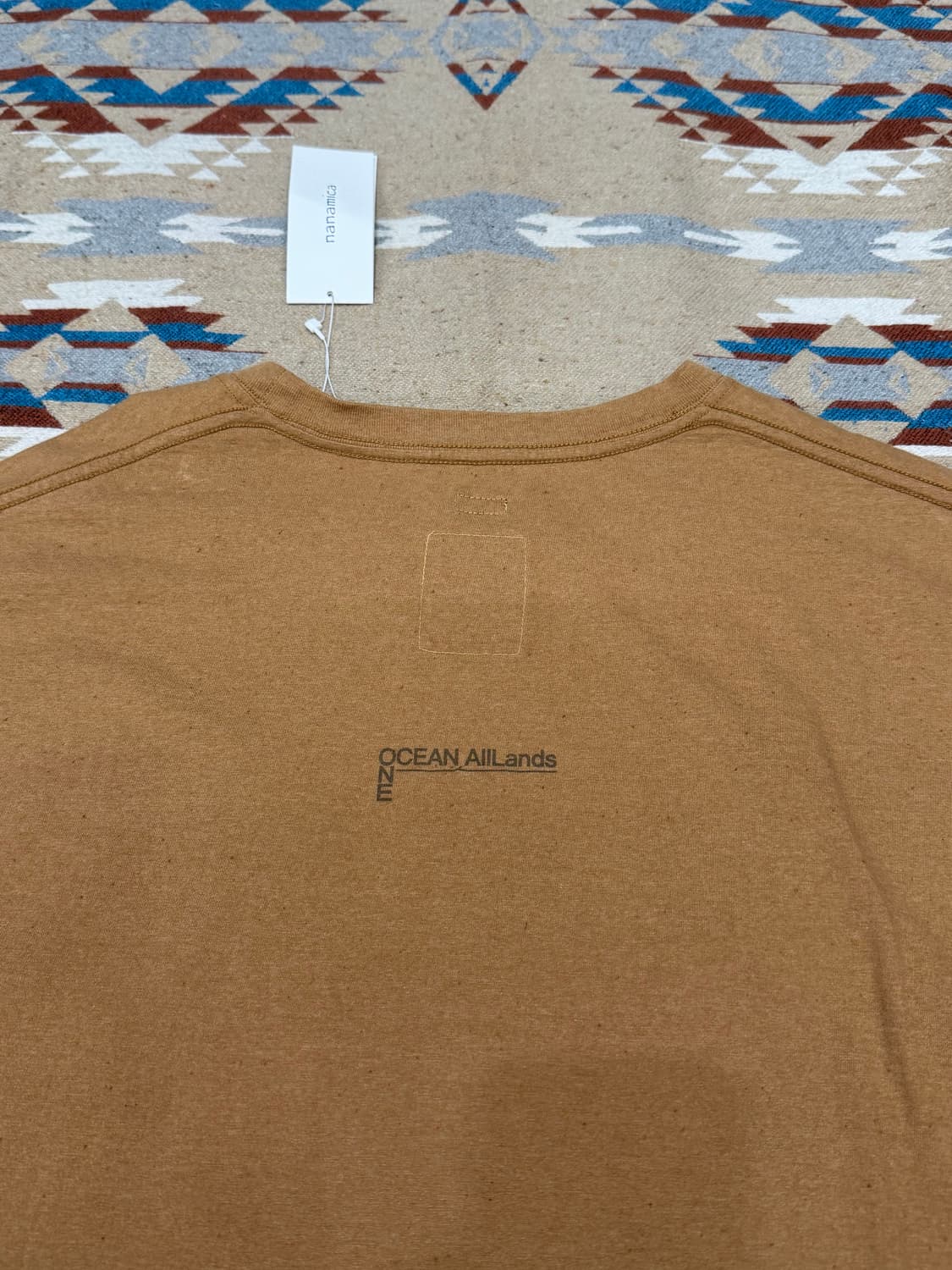 [L][105] 나나미카 포토 프린트 숏 슬리브 티셔츠 모카  상품이미지6