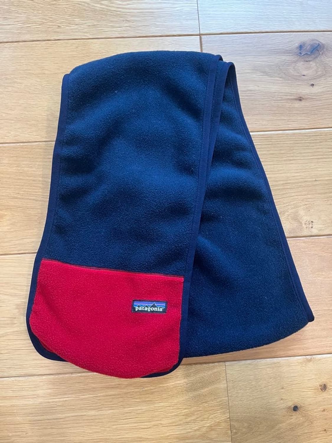 파타고니아 플리스 신칠라  머플러 상품이미지1