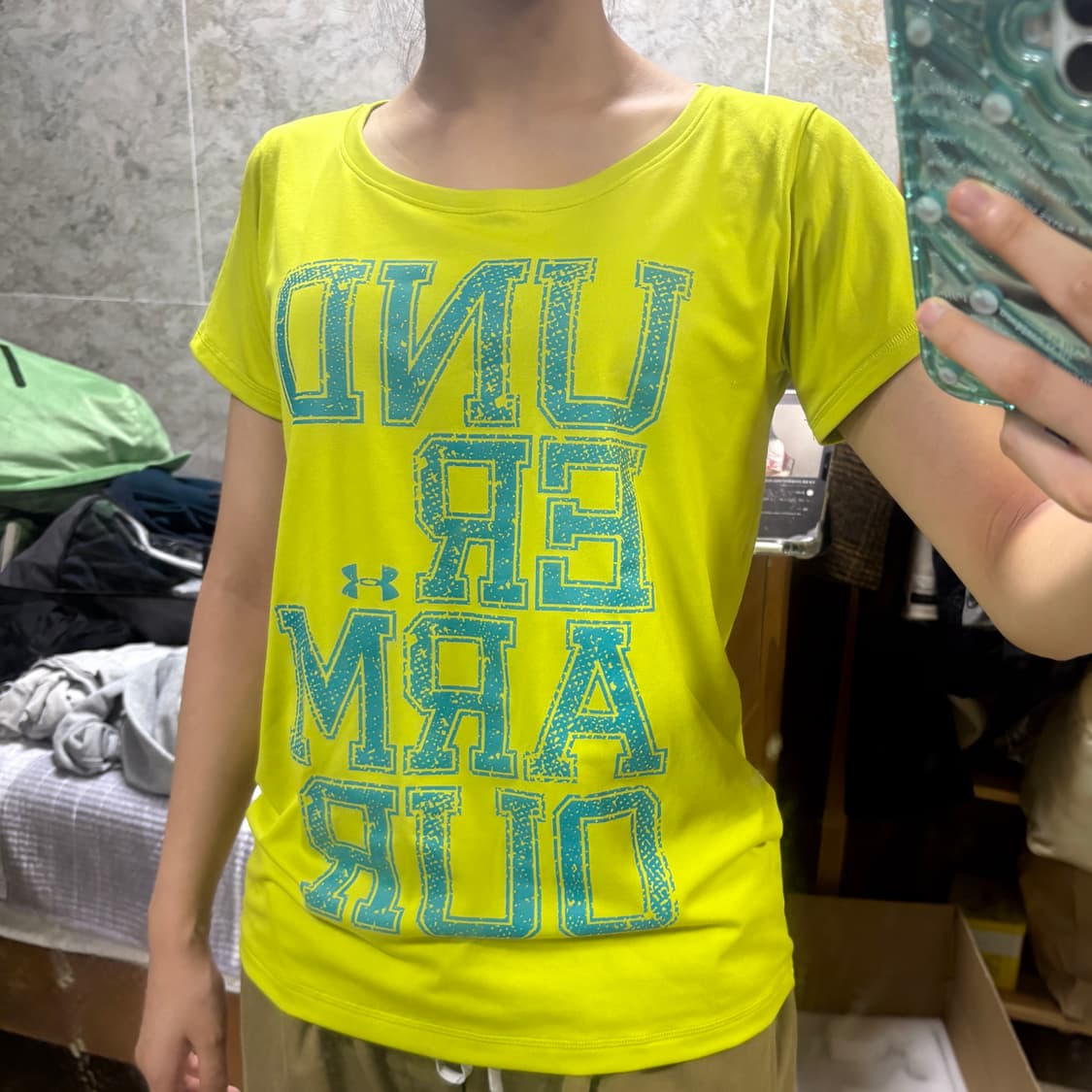 언더아머 슬림핏 프린팅 반팔티 상품이미지2