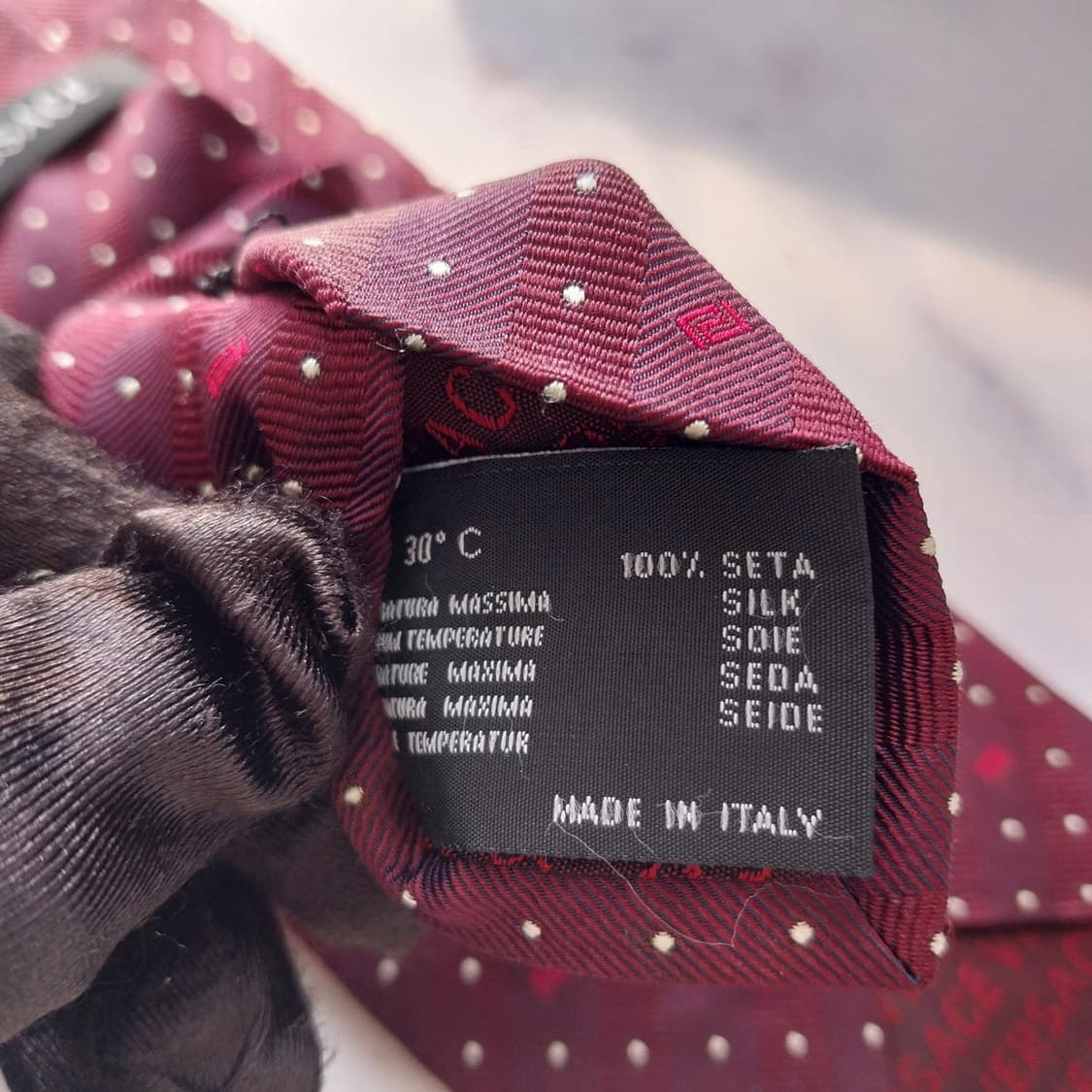 베르사체 실크 와인 도트 로고 패턴 넥타이 8.6cm A+등급 K1588 상품이미지9