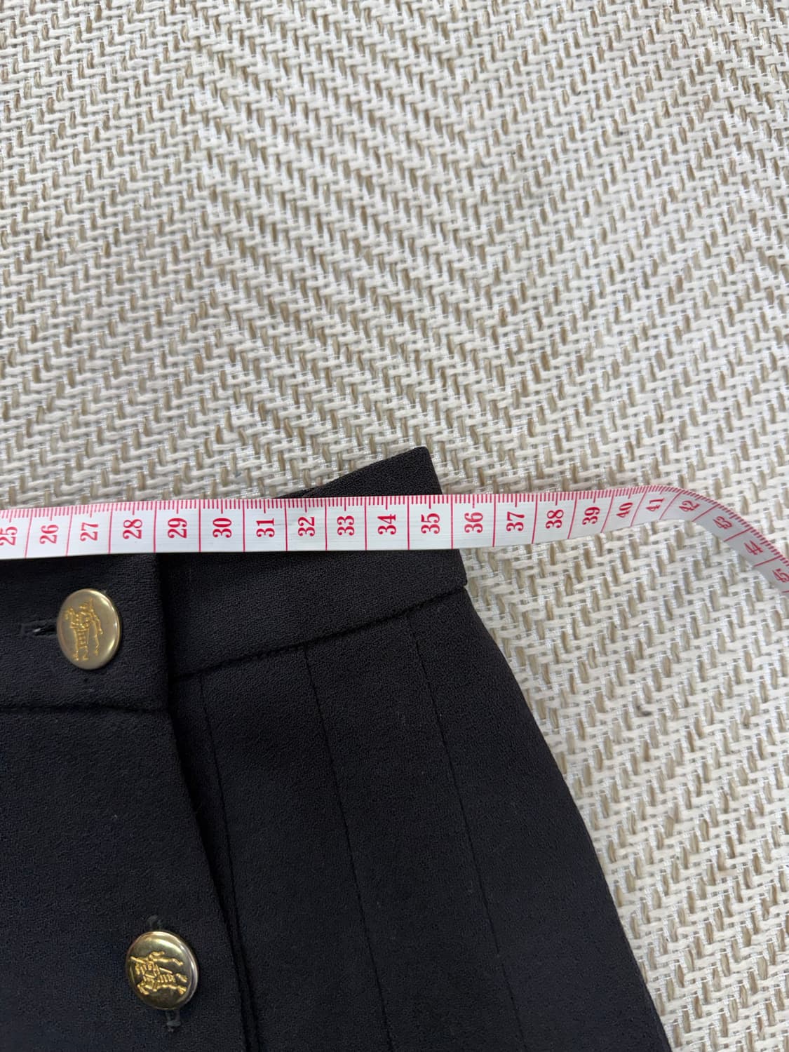 정품) 버버리 블랙 금장 버튼 스커트 26 상품이미지7