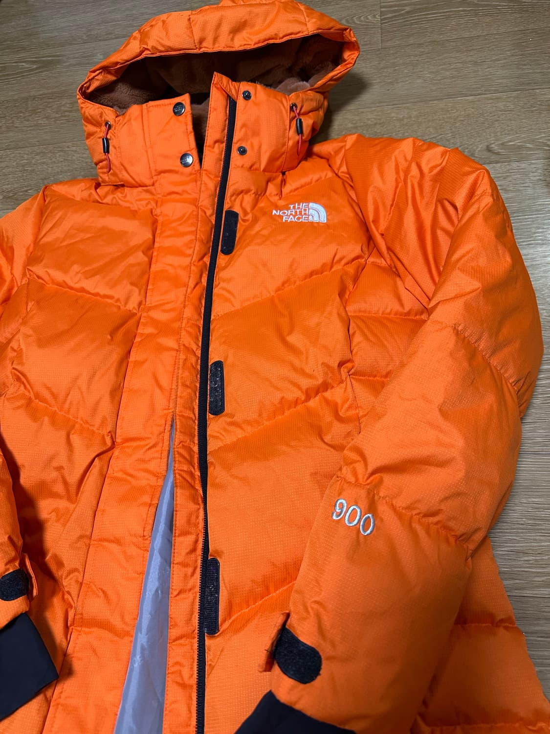 노스페이스 오렌지 900 패딩 자켓 상품이미지2