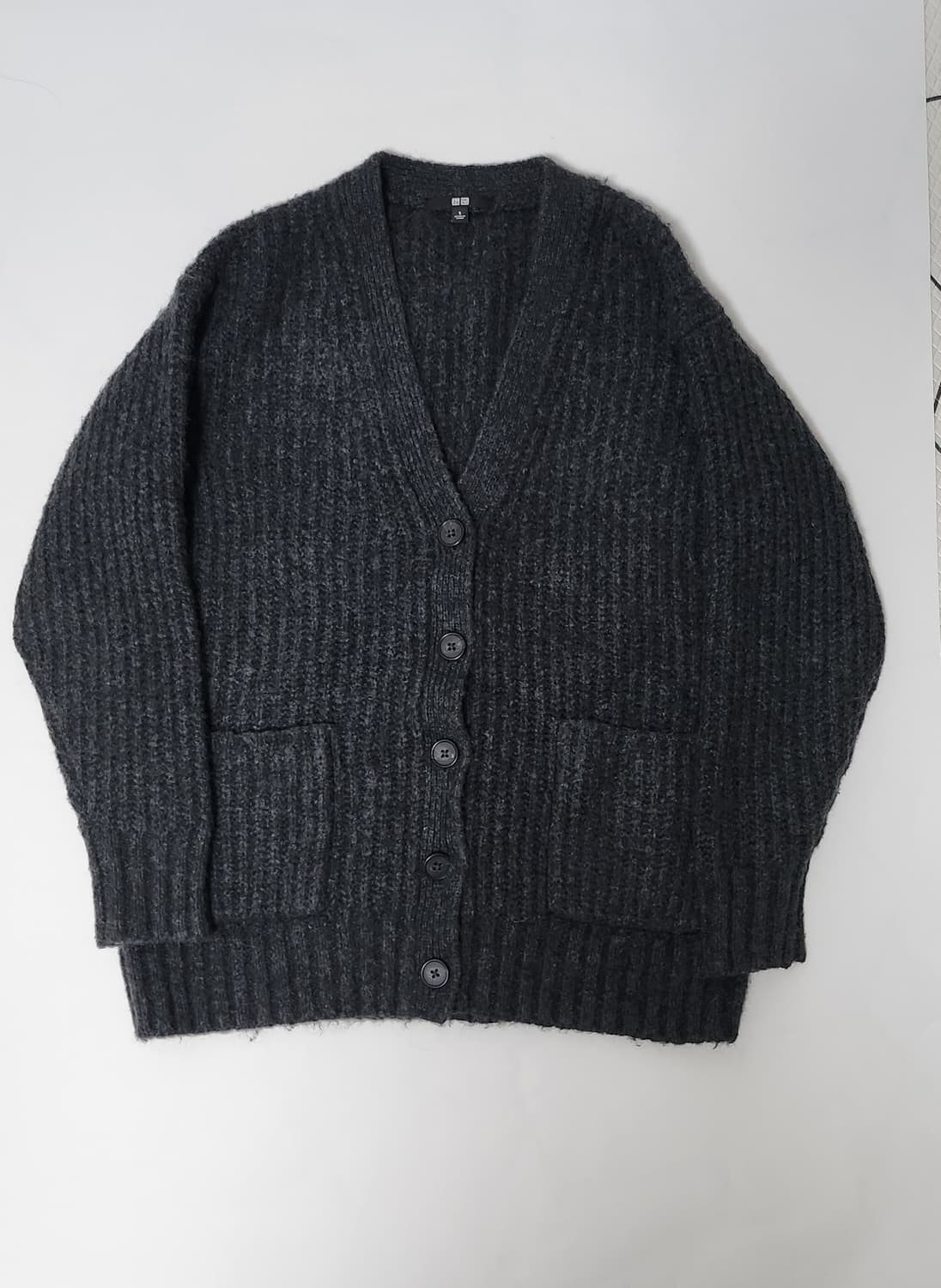 유니클로  회색니트 상품이미지1