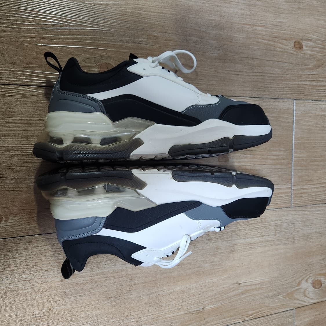 디스커버리 버킷 디워커 에어 운동화 265 상품이미지2