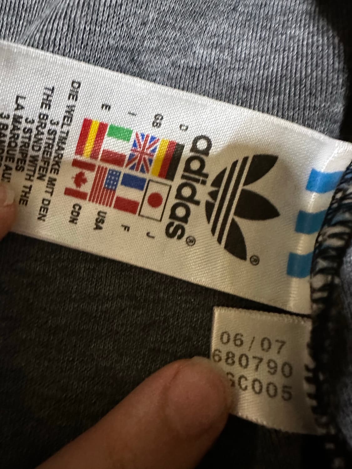 아디다스 파이어버드 후드집업 아디다스 검골 후집 불꽃 블랙 골드 상품이미지5