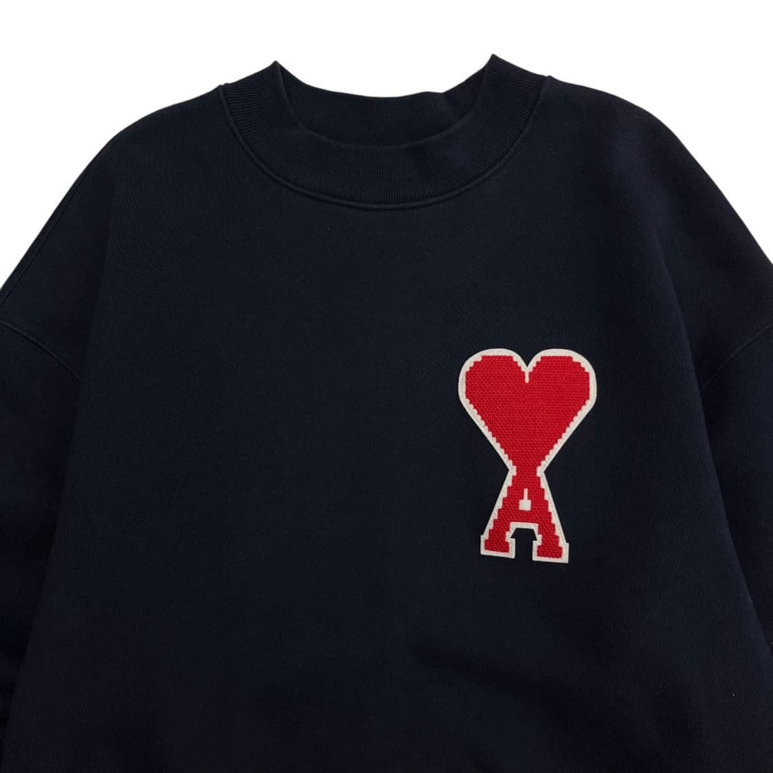 아미 레드 하트로고 네이비 맨투맨 상품이미지4