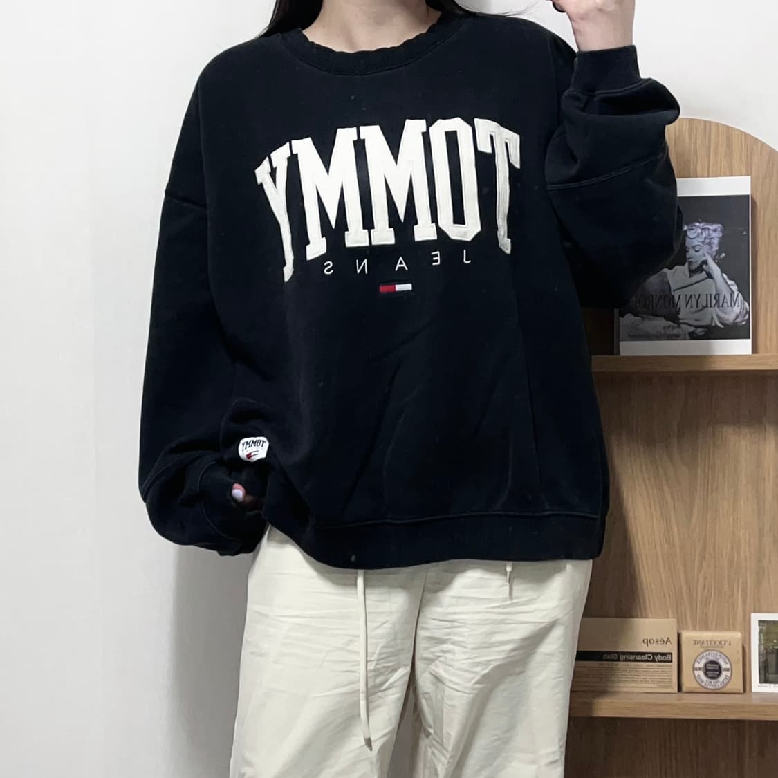 [정품] 타미 블랙 빅로고 기모 맨투맨 [ XL ] 상품이미지1