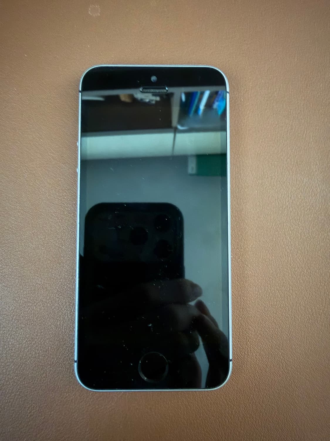 아이폰SE 스그 64기가 상품이미지2