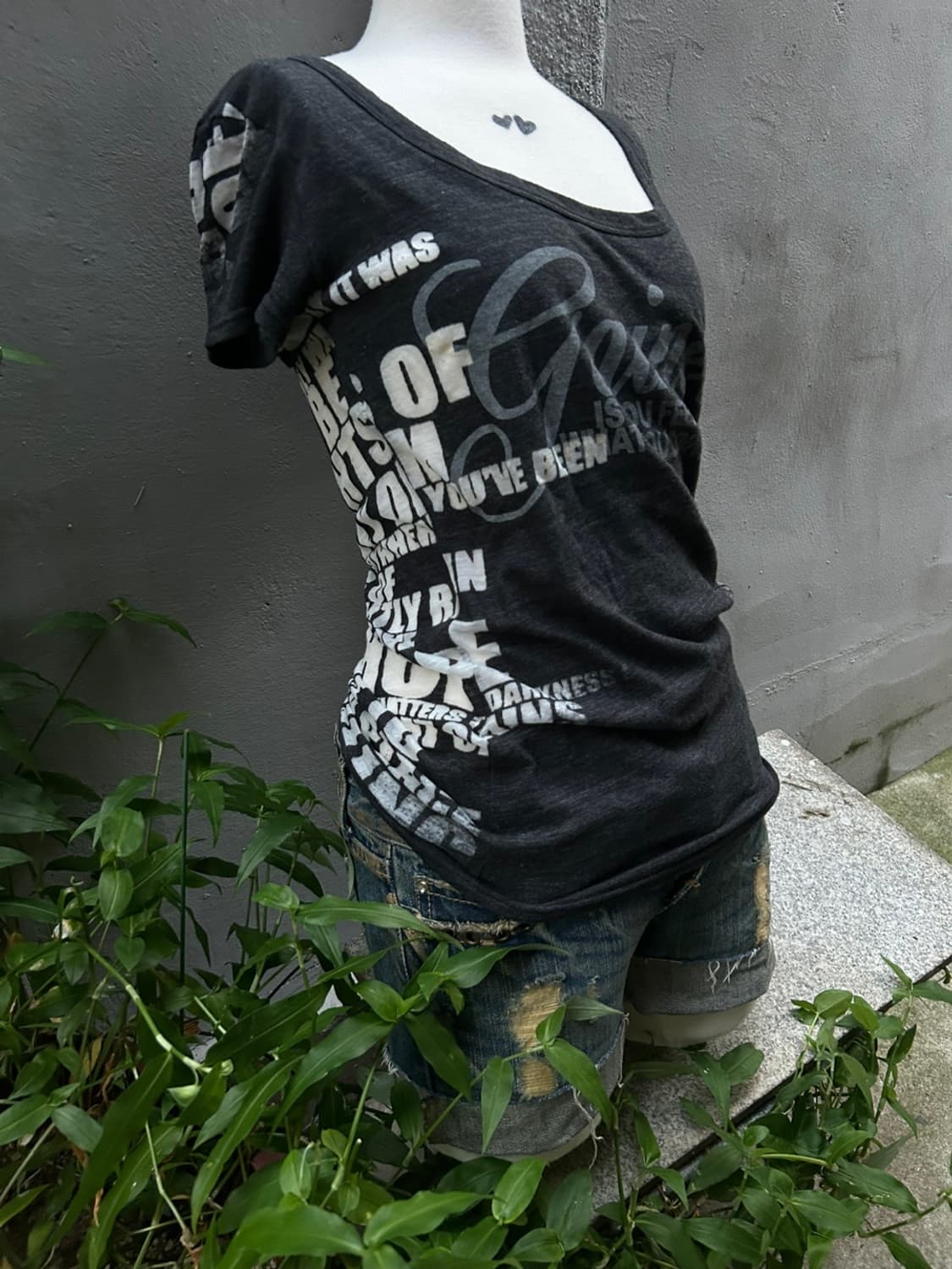 일본빈티지 펑크 00s heave and earth 레터링 시스루 티셔츠 상품이미지2
