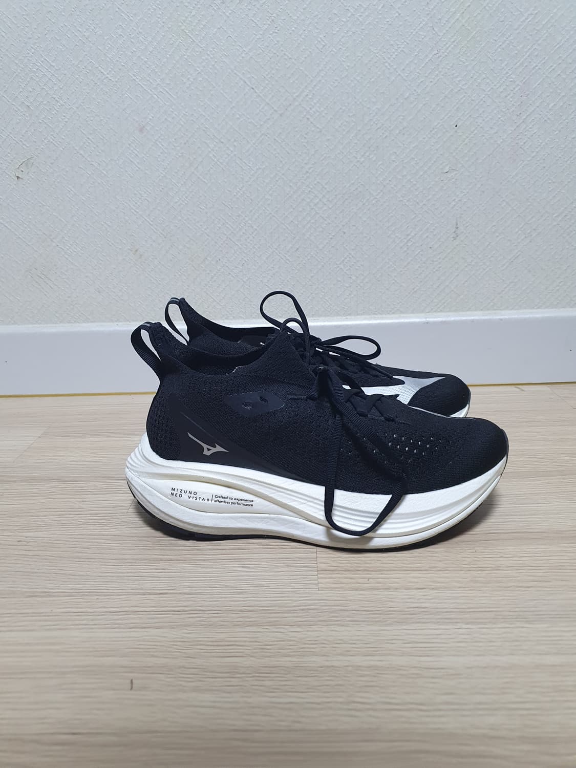 미즈노 네오 비스타2  러닝화 235 상품이미지1