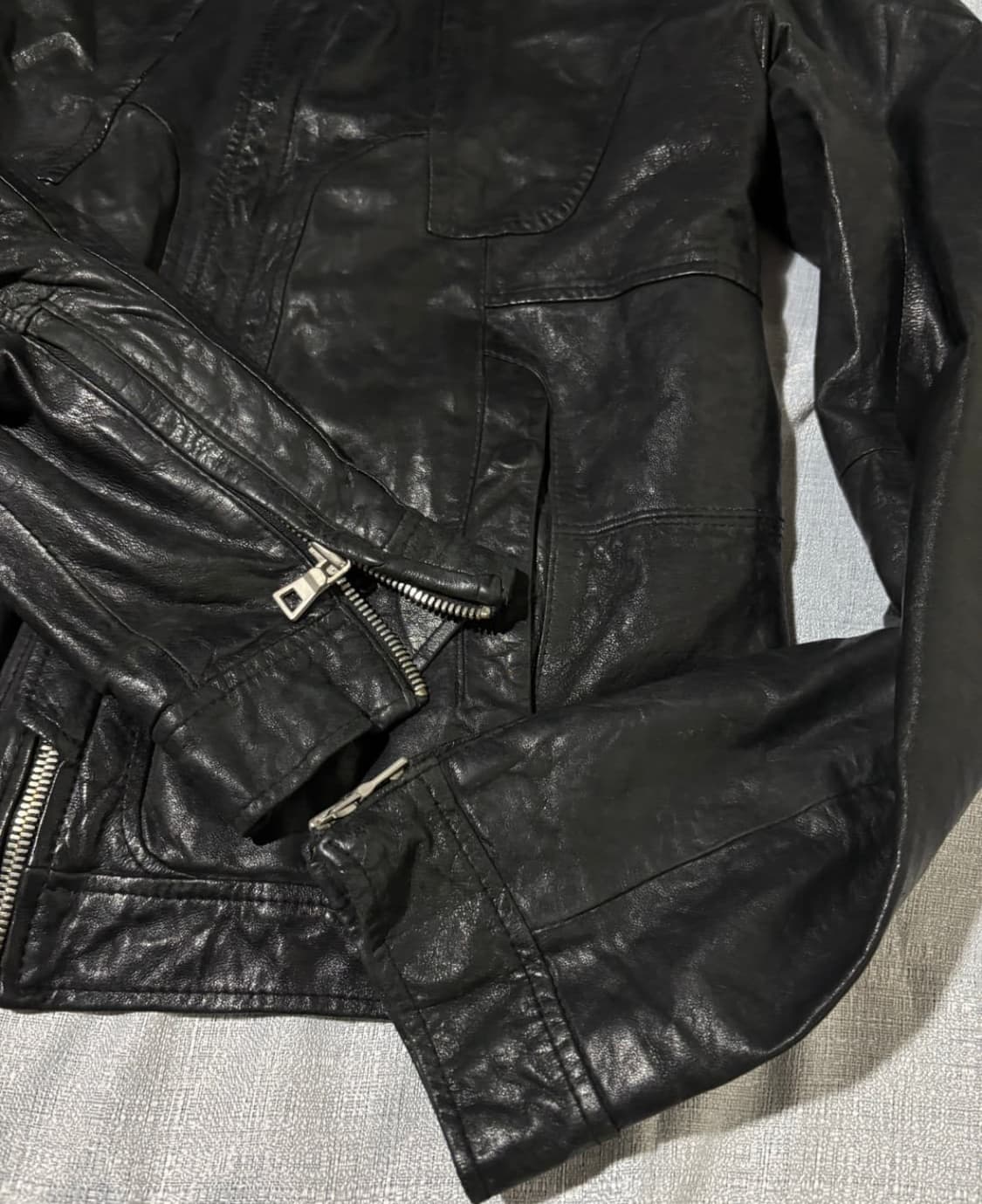 "Unknown" Zipper Detail LambSkin Leather 상품이미지3