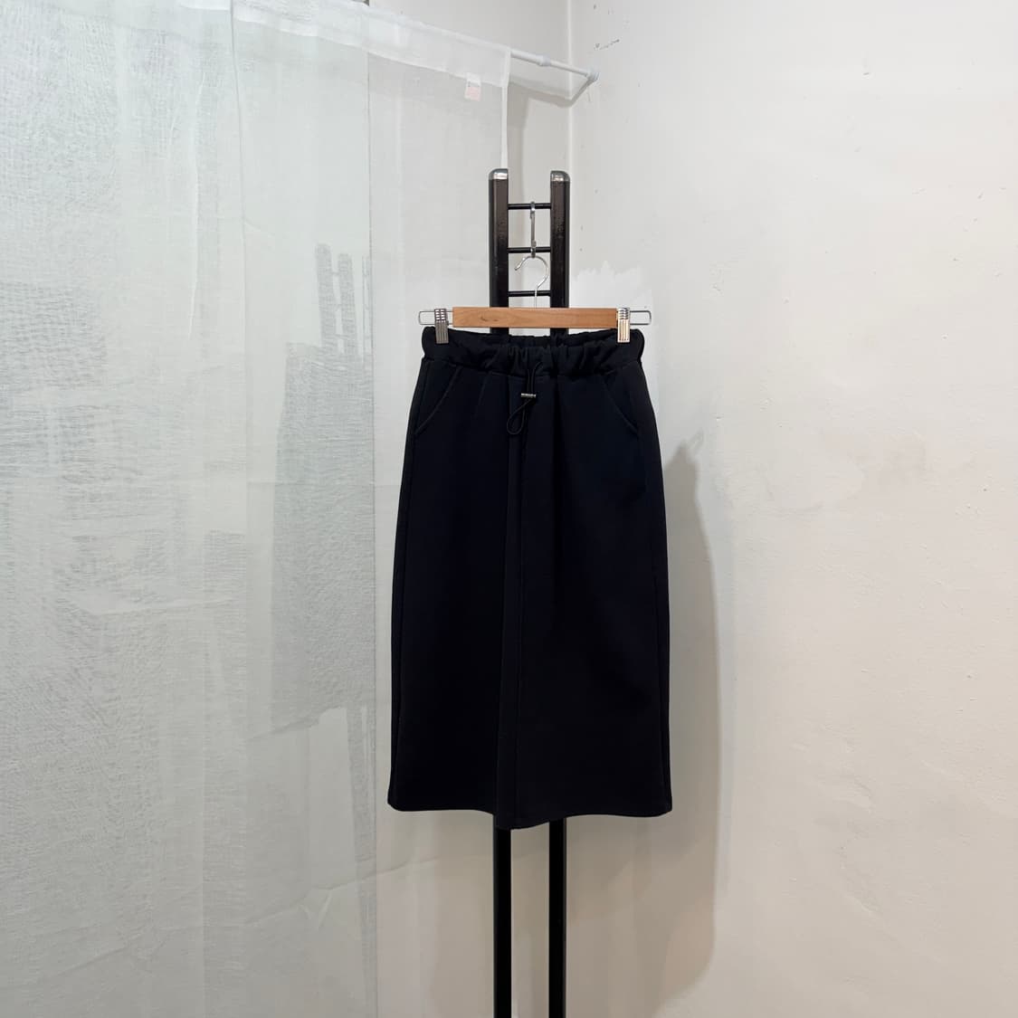 코튼 스트링 블랙 츄리닝치마 미디치마 롱치마 4465 상품이미지1