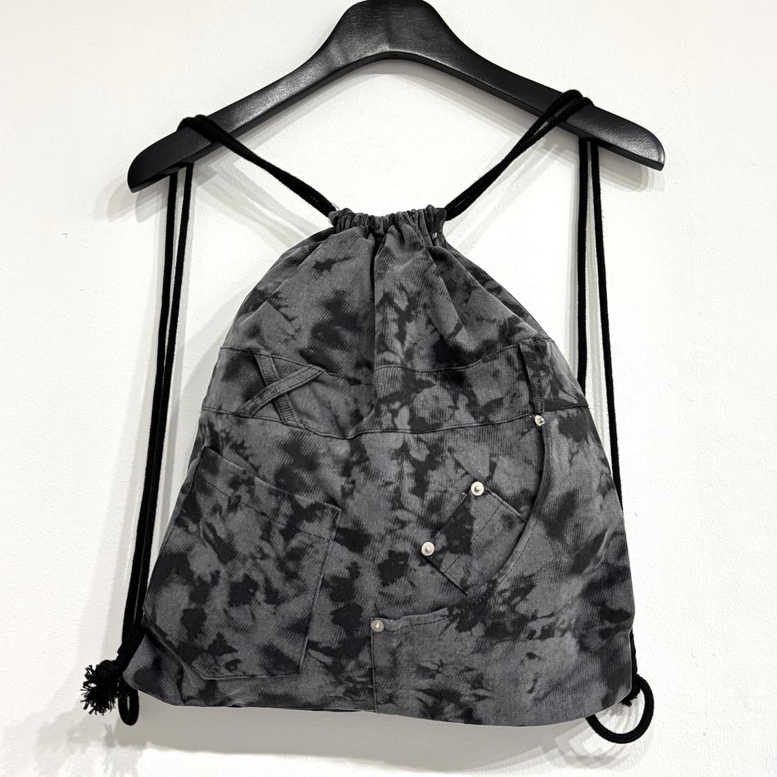 [새상품] 나염 스트링 백팩 상품이미지1