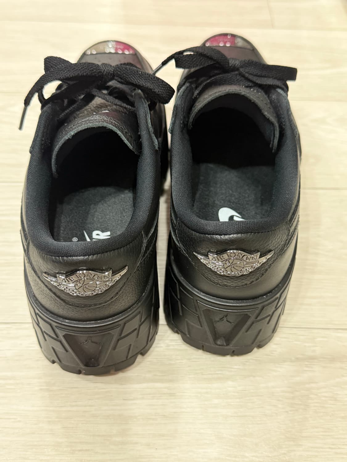 나이키 에어 조던 1 브루클린 로우 W 240사이즈 상품이미지5