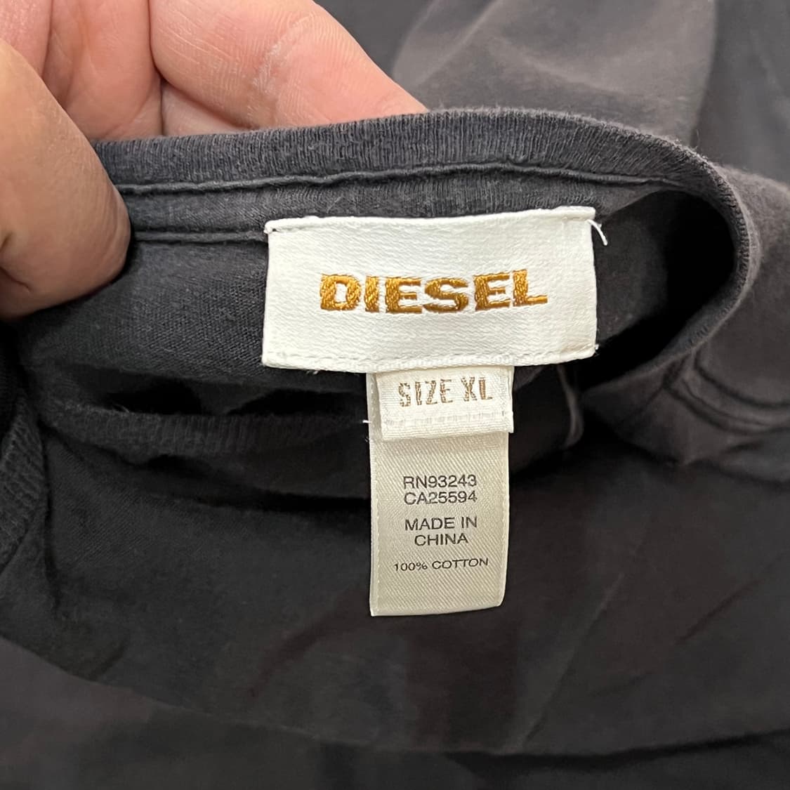  디젤 그래픽 반팔티 y16011 상품이미지6