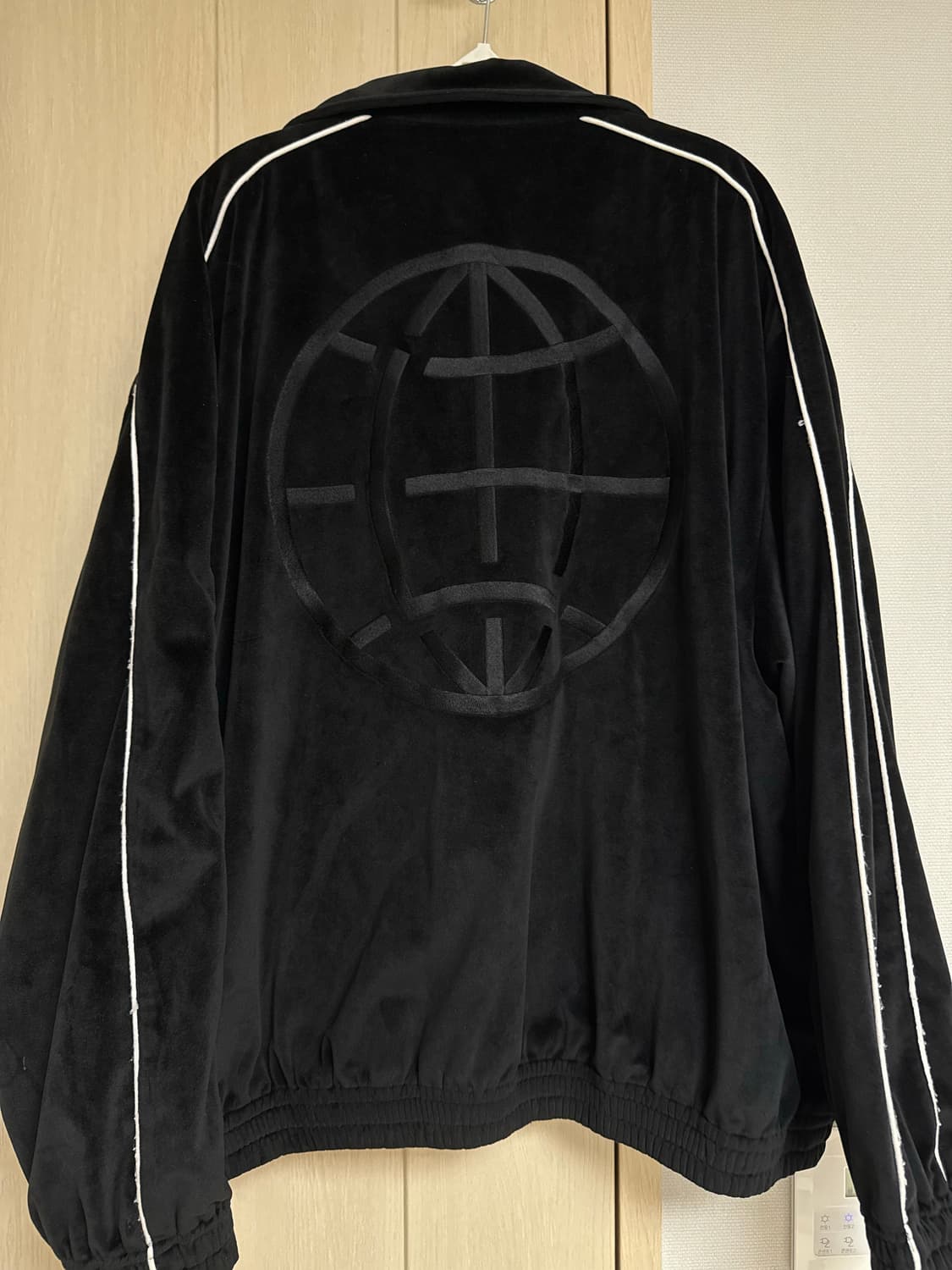 LMC 벨벳 트랙 자켓 블랙 M 상품이미지3